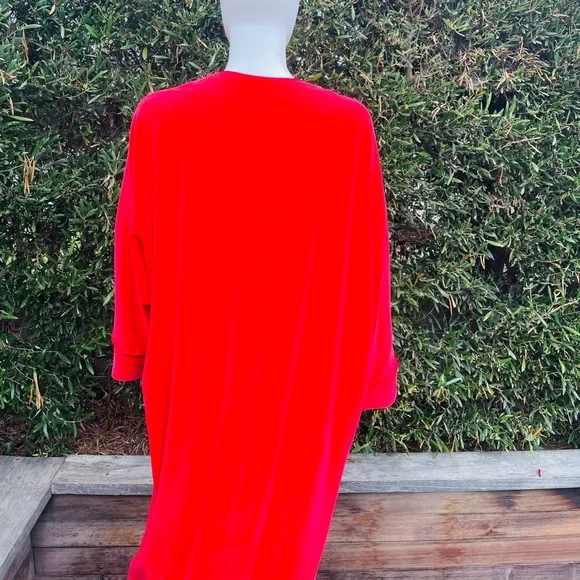 Diamond Tea Red Button Down Robe/ Dressing Gown